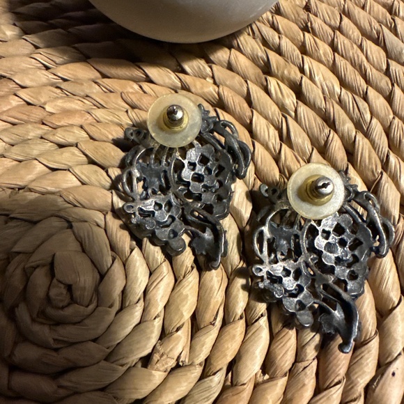 Banana Bob Vintage Earrings - Picture 3 of 6